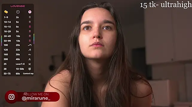 Chatroom XXX en direct de Mirarune