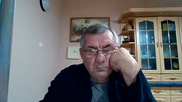 machomale3: онлайн-секс-чат