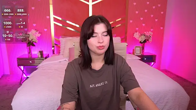 Chat +18 de Miki_Kivi ao vivo