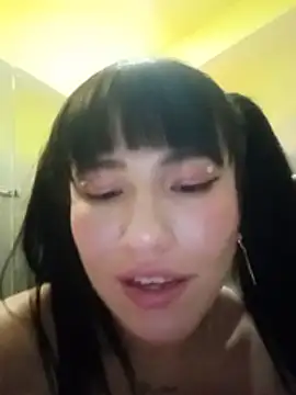 _Luna_Blooms Live XXX-chat
