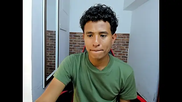 Chat XXX en directo de WIZARD-ALESSANDRO