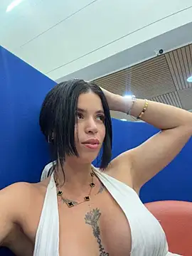 Rafaellaz Adlı Modelin Canlı XXX Sohbeti