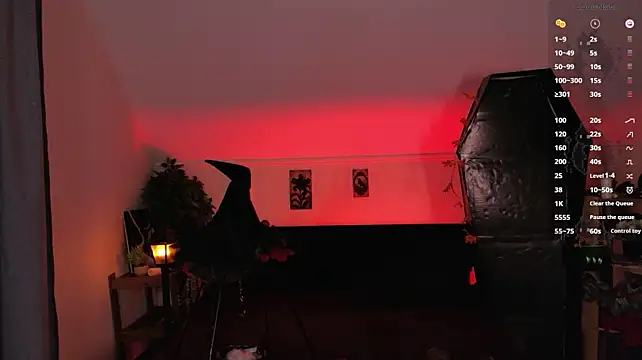 WICKEDEMBER – Naživo XXX chat