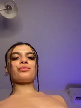 AshleyJo – Naživo XXX chat