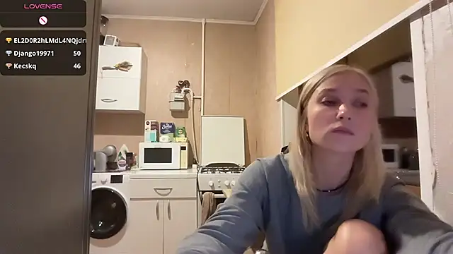 XXX chat uživo modela AngelJeni