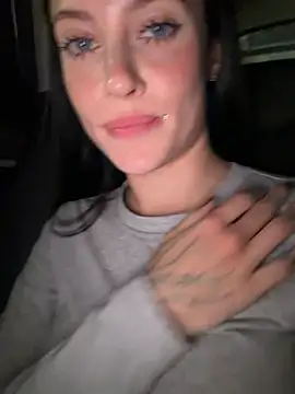 XXX chat uživo modela Melissa_crazy