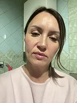 RainyAngel17 – Naživo XXX chat
