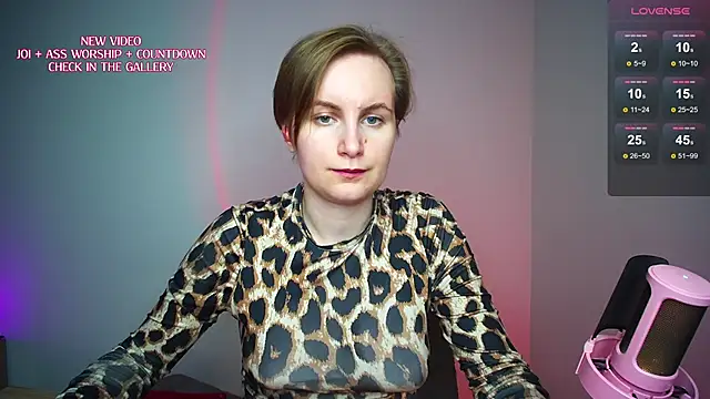 KinkyMissCherry Chat XXX live