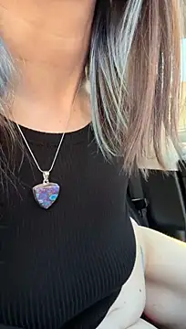 LadyLena1 – Naživo XXX chat