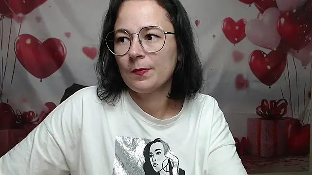 دردشة MarieSho الجنسية المباشرة