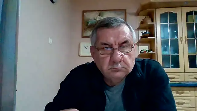 Show modela machomale3 na web-kameri