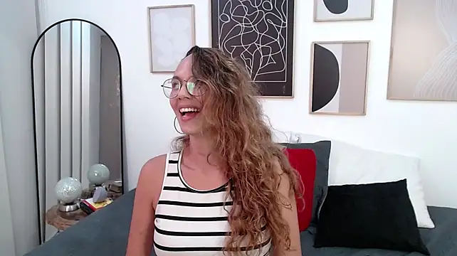 צ'אט XXX בשידור חי של Julianneharris