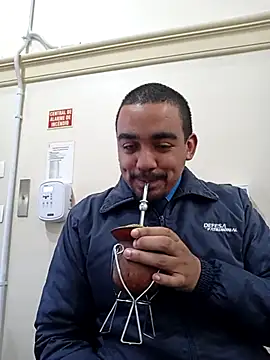 Chat XXX ao vivo de morenogostoso29