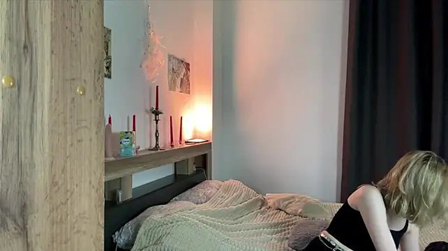 Reira_Niks' Live XXX Chat