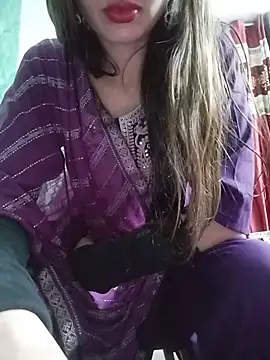Noor_Darliing Adlı Modelin Canlı XXX Sohbeti