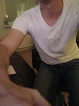 erikdanil 라이브 XXX 채팅