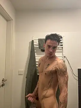 _giustarboy_のライブXXXチャット