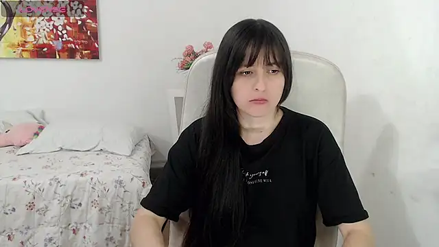 tania_sweet__ Adlı Modelin Canlı XXX Sohbeti