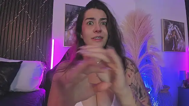 Chatroom XXX en direct de Bonnie_Rider