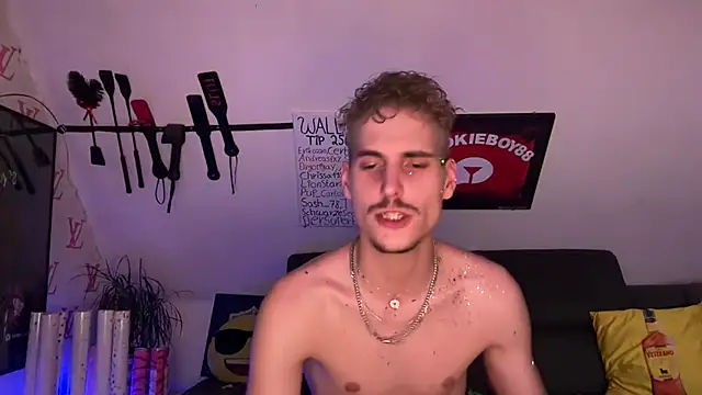 دردشة Cookieboy88 الجنسية المباشرة