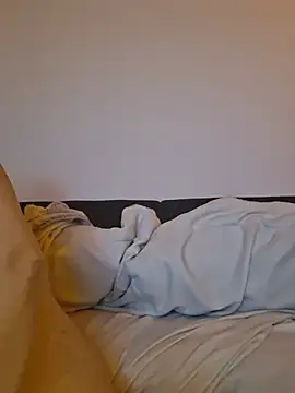 SelenaPromes' Live XXX Chat