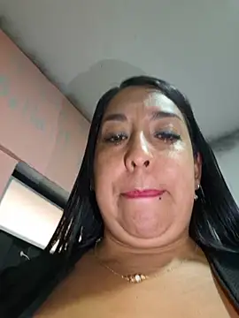 XXX chat uživo modela keny__a