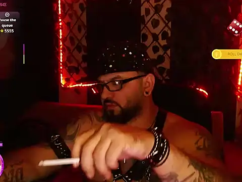 mr_wolf46 Chat XXX in diretta