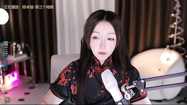 Živý XXX chat Angelya-888
