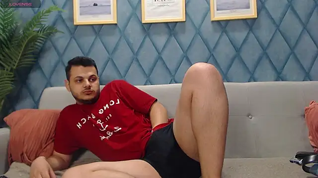 XXX chat uživo modela AlecsSteel