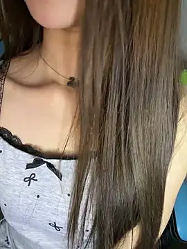 Yiyina_17 现场XXX聊天