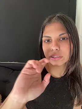 دردشة Vickymoons الجنسية المباشرة