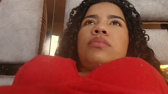 TamaraaHoneey's Live XXX Chat