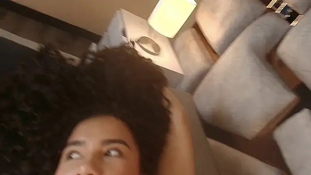 Chat +18 de TamaraaHoneey ao vivo