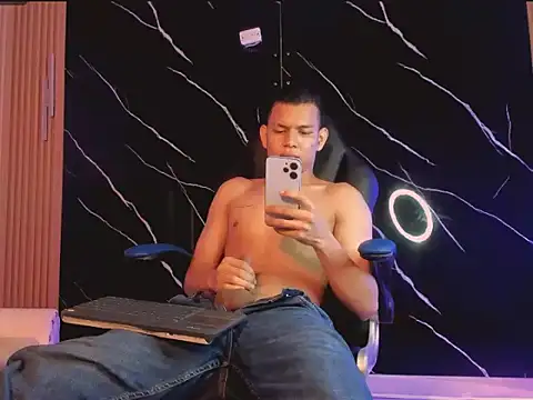 Luiszafiro – Naživo XXX chat