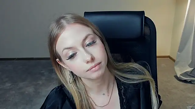 EddieSabha – Naživo XXX chat