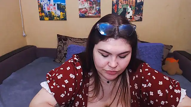 JuliaKeln – Naživo XXX chat