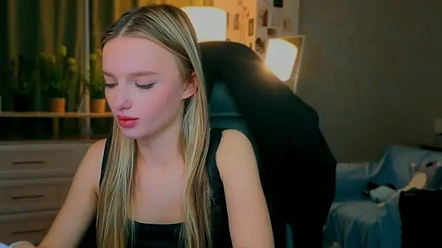 evamoonis – Naživo XXX chat
