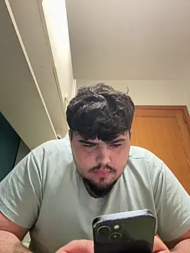 Yannick04 Pertunjukan Webcam
