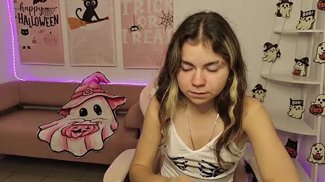 Živý XXX chat TinaRedly