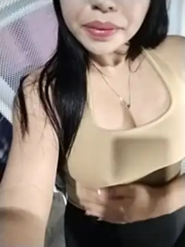 Alisha_27のライブXXXチャット