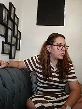 LaVaquera's Live XXX Chat