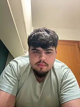 Yannick04 Adlı Modelin Web Kamerası Şovu