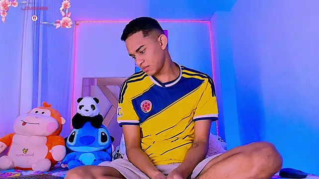 dilan_alfonzo Adlı Modelin Canlı XXX Sohbeti
