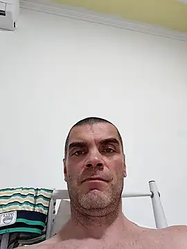 SIRMASTERDOMINATORXXL – Naživo XXX chat