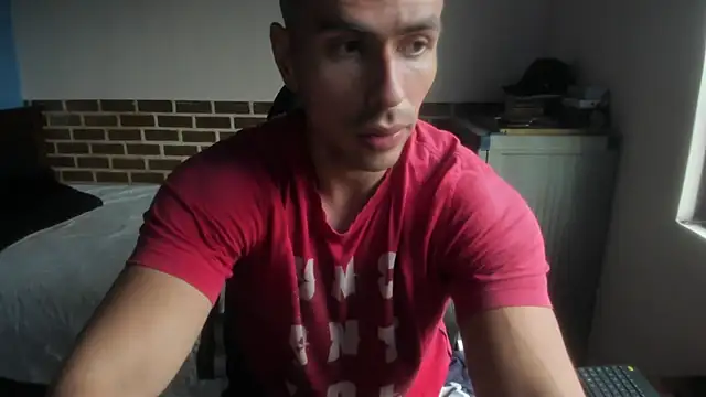 justinkarter Adlı Modelin Canlı XXX Sohbeti