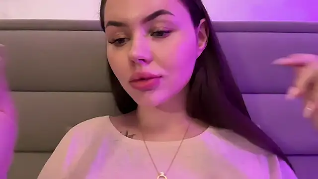 Chat +18 de AlmaryKim ao vivo