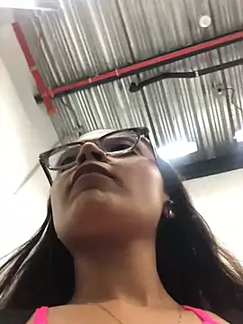 Gia_Mazzon 现场XXX聊天