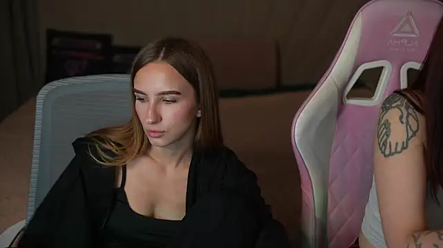 AdrianaSweet_054: онлайн-секс-чат