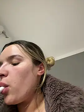maisiesmithx Chat XXX in diretta