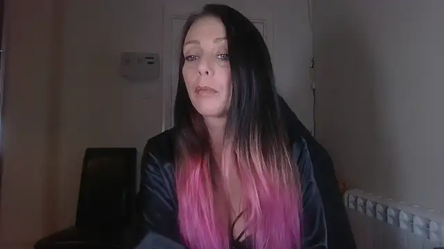 LouiseLovell Chat XXX in diretta